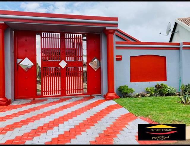 3 BEDROOM PROPERTY TO RENT IN FLEURHOF